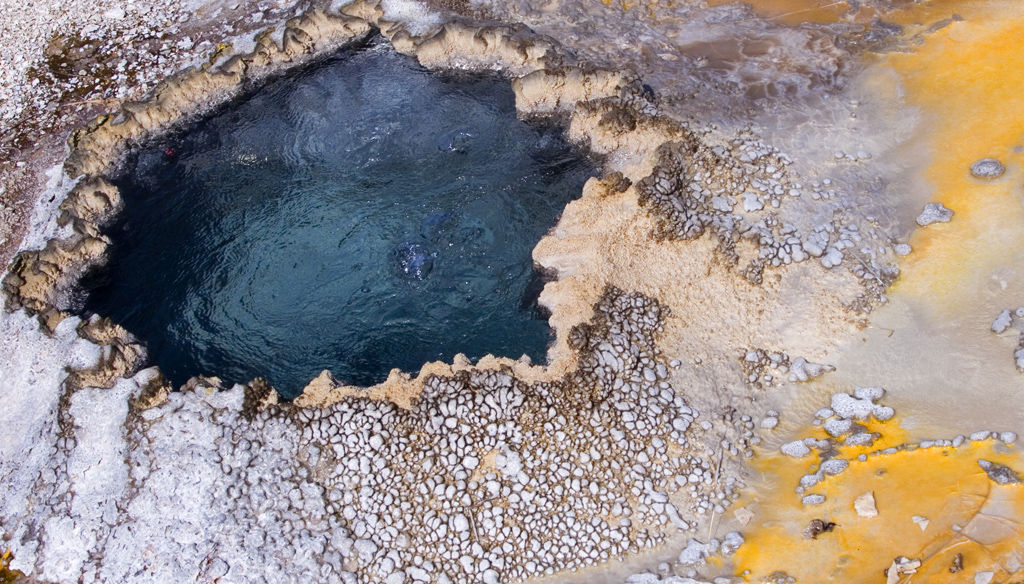 Pictures Photos yellowstone small cauldron